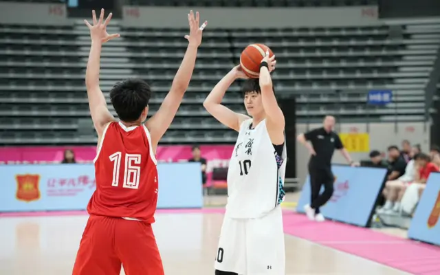 他有着丰富, 赛期黯然下 他有着丰富, 赛期黯然下