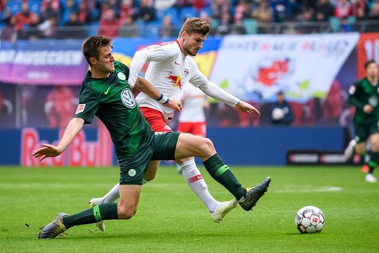 巩固争冠席 巩固争冠席