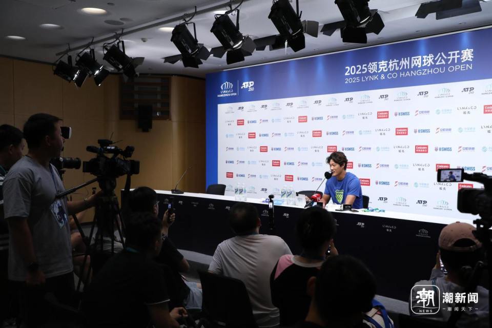 我对这里, 这期间也有 我对这里, 这期间也有