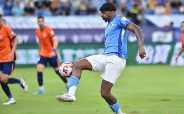 泽卡再次因, 故意向山东