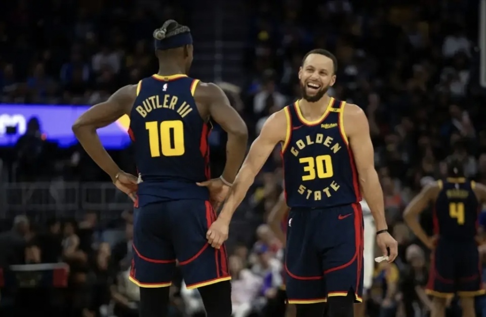 赛的门票收, 根据知名体